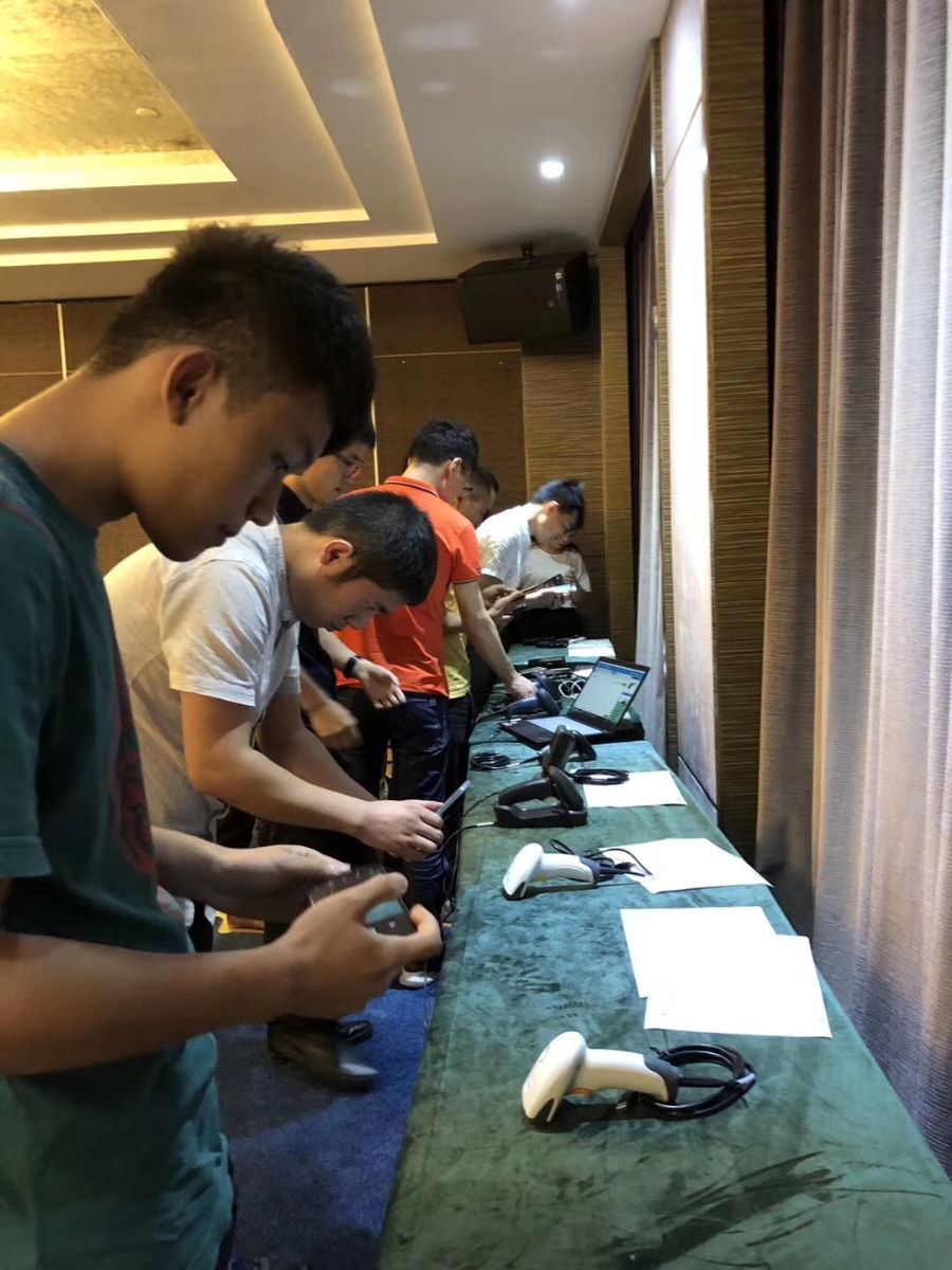 新大陆代理商 总攻男男双性高H浪荡小说